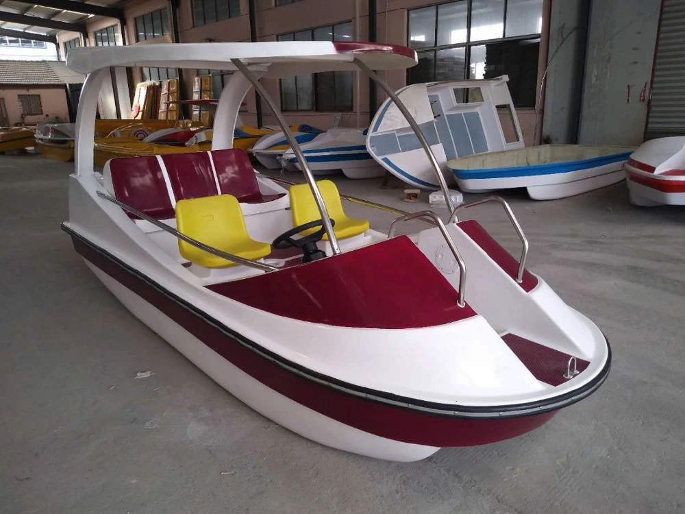 Promotion Electric Water Park Fiberglass Boat Play Equipment for Sale